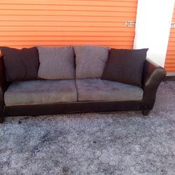 Couch 