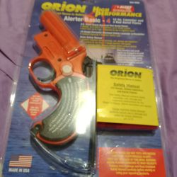 Orion 12 Ga. Launcher And Red Aerial Flars...High Performance