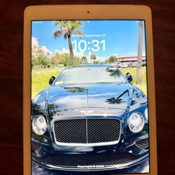 Apple iPad 9.7inch (WiFi + Cellular) 