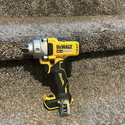 Dewalt Impact Wrench 1/2   Tool Only 