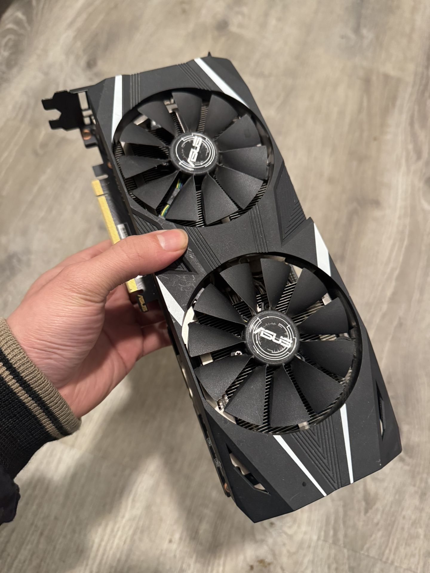 RTX ASUS GeForce 2060 OC