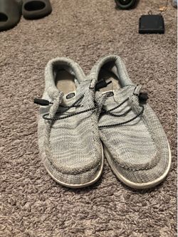 Hey dudes size 7