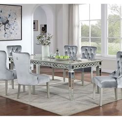 ✨ Brand New Dining Table – Still in Box! ✨