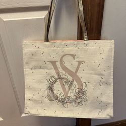  Victoria’s Secret Tote