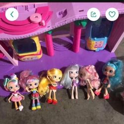 Super shopping mall Furniture six dolls