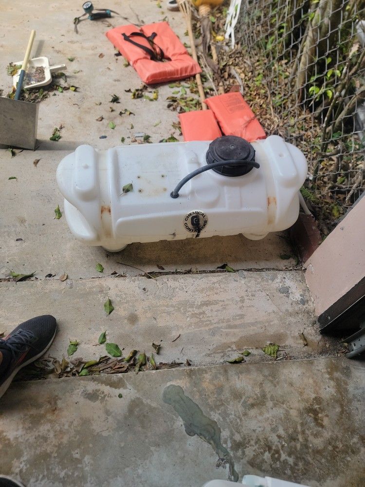 15 Gallon Water Tank 
