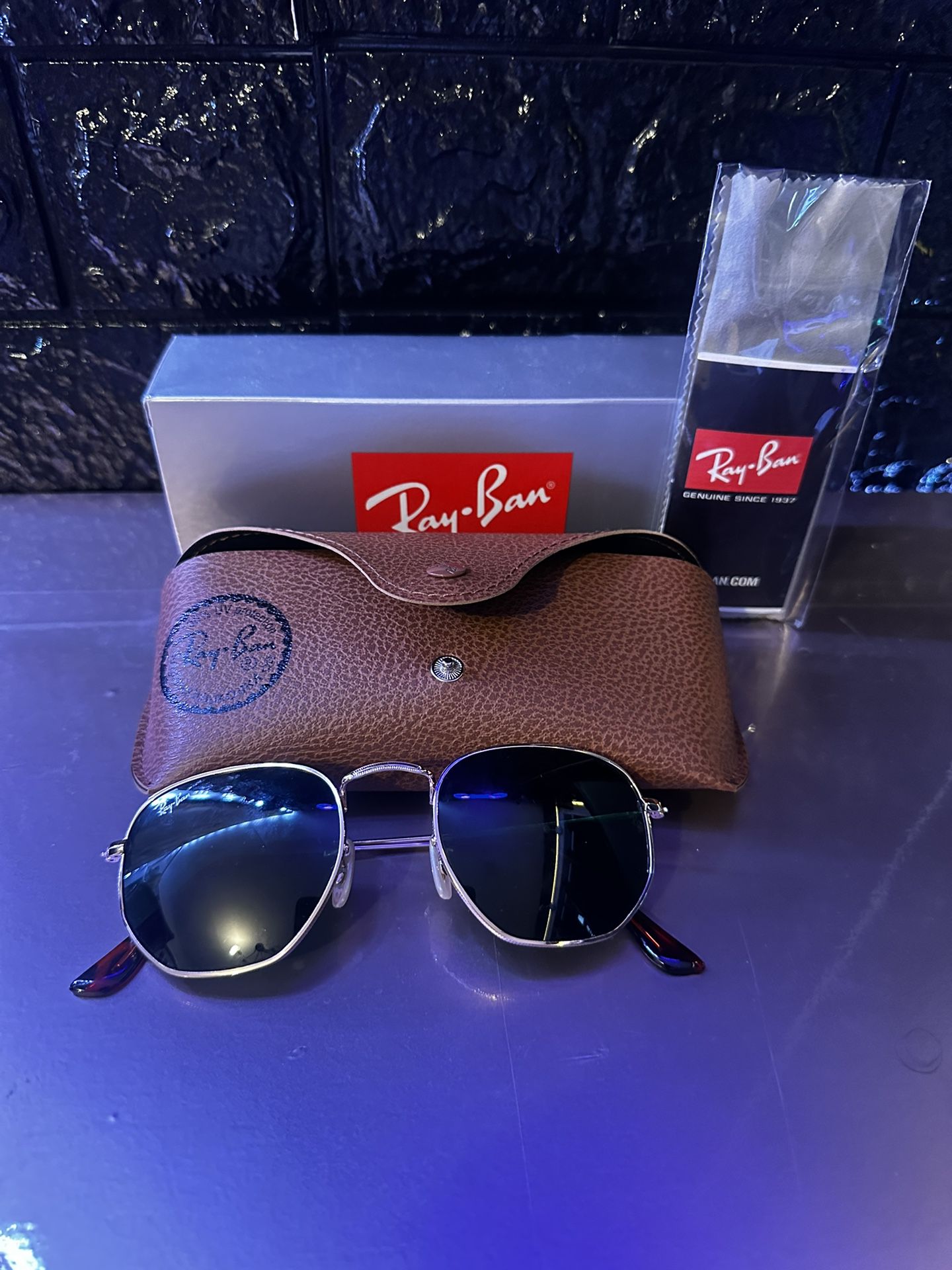 Ray Ban Sunglasses (RB3548N)