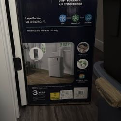 Delonghi Portable air Conditioner 12000 BTU