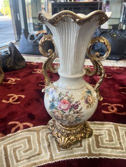 Ceramic Flower Vase,Creative Vintage Ceramic Vase, Artistic Home Decor✨✨✨$125