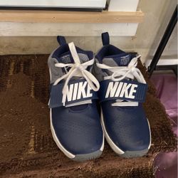 Boys Nike Velcro Almost New Size 2.5