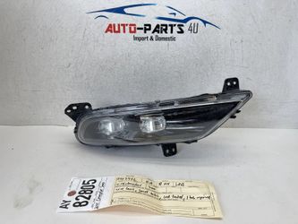 2015 - 2016 - 2017 - 2018 CHRYSLER 300 RIGHT PASSENGER LED FOG LIGHT LAMP OEM AY82805