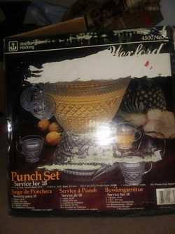 Punch set;... all 39 pieces (party) ☺
