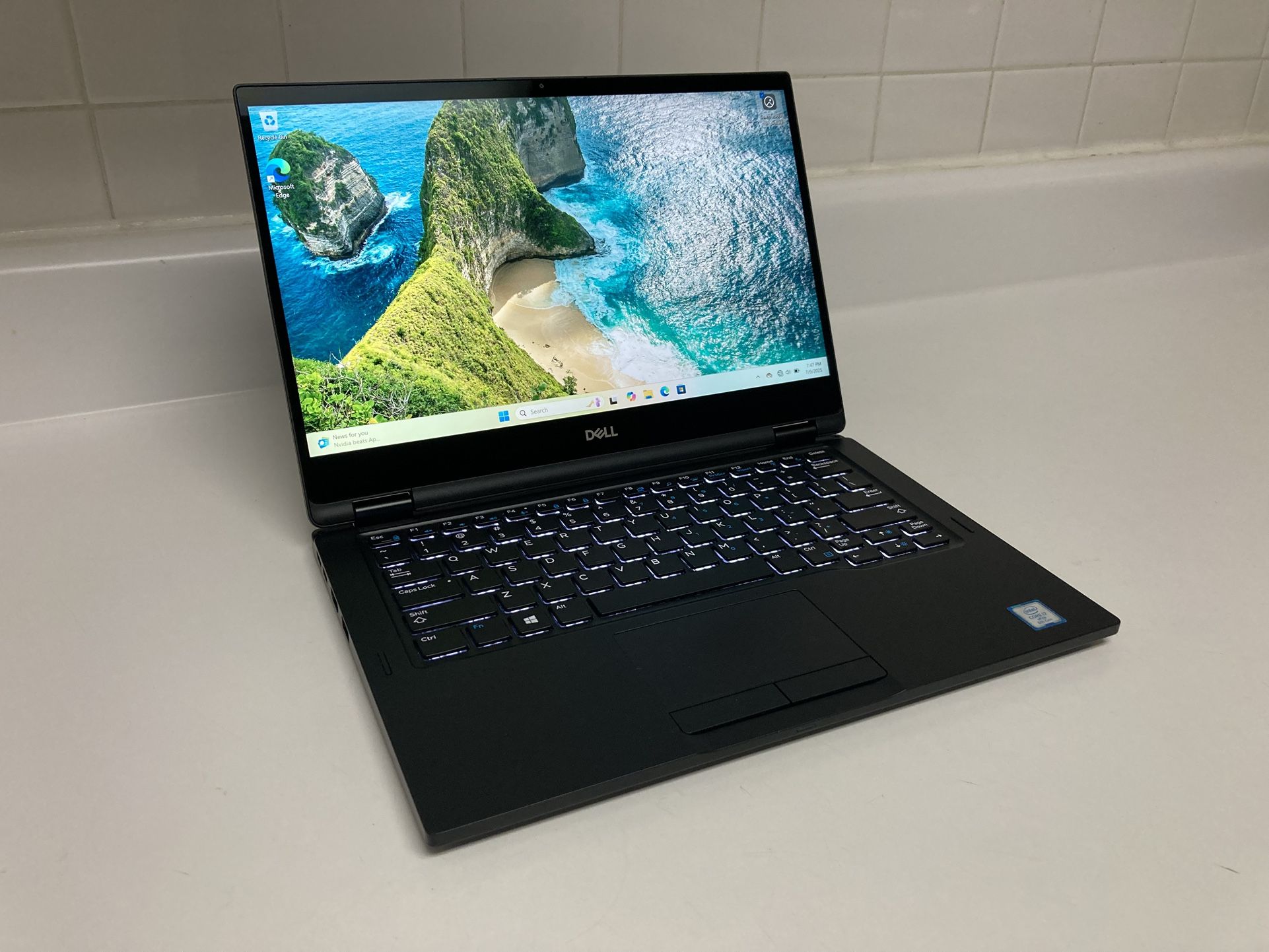 Dell Touch i7 2-in-1 16GB RAM 256GB NVMe SSD 13.3" 1080P Backlit Latitude 7390 Laptop + Warranty