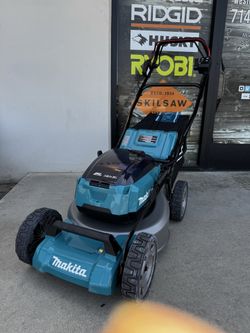Makita 18v x 2 (36v) Cordless Lawnmower Tool Only