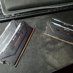64 GB (4x16) Corsair Vengeance RGB 3600mhz DDR4 RAM