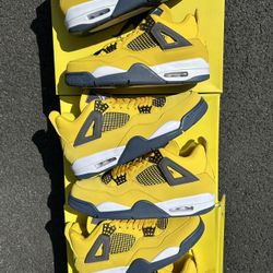 Jordan 4 Retro Lighting (2021)