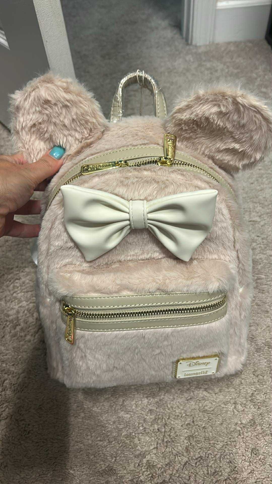 Pink Faux Fur Minnie Loungefly
