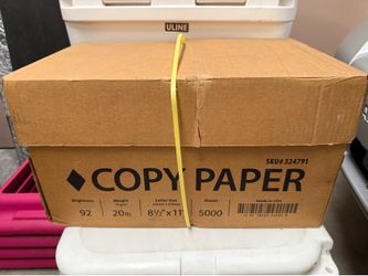 Staples Printer Paper 8.5 x 11 inch 20 lb / 5,000 Sheets