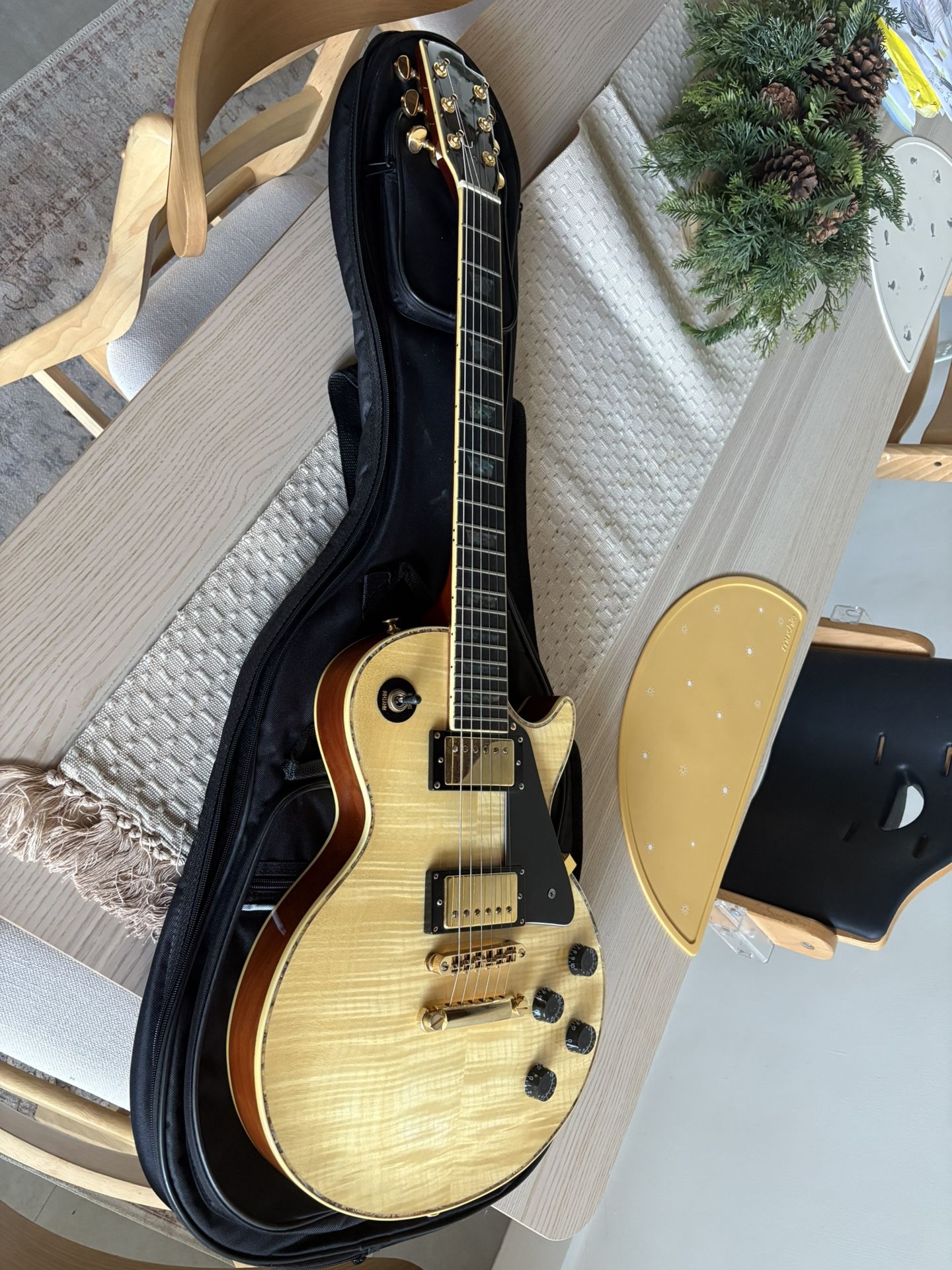 AIO SC77 Electric Guitar