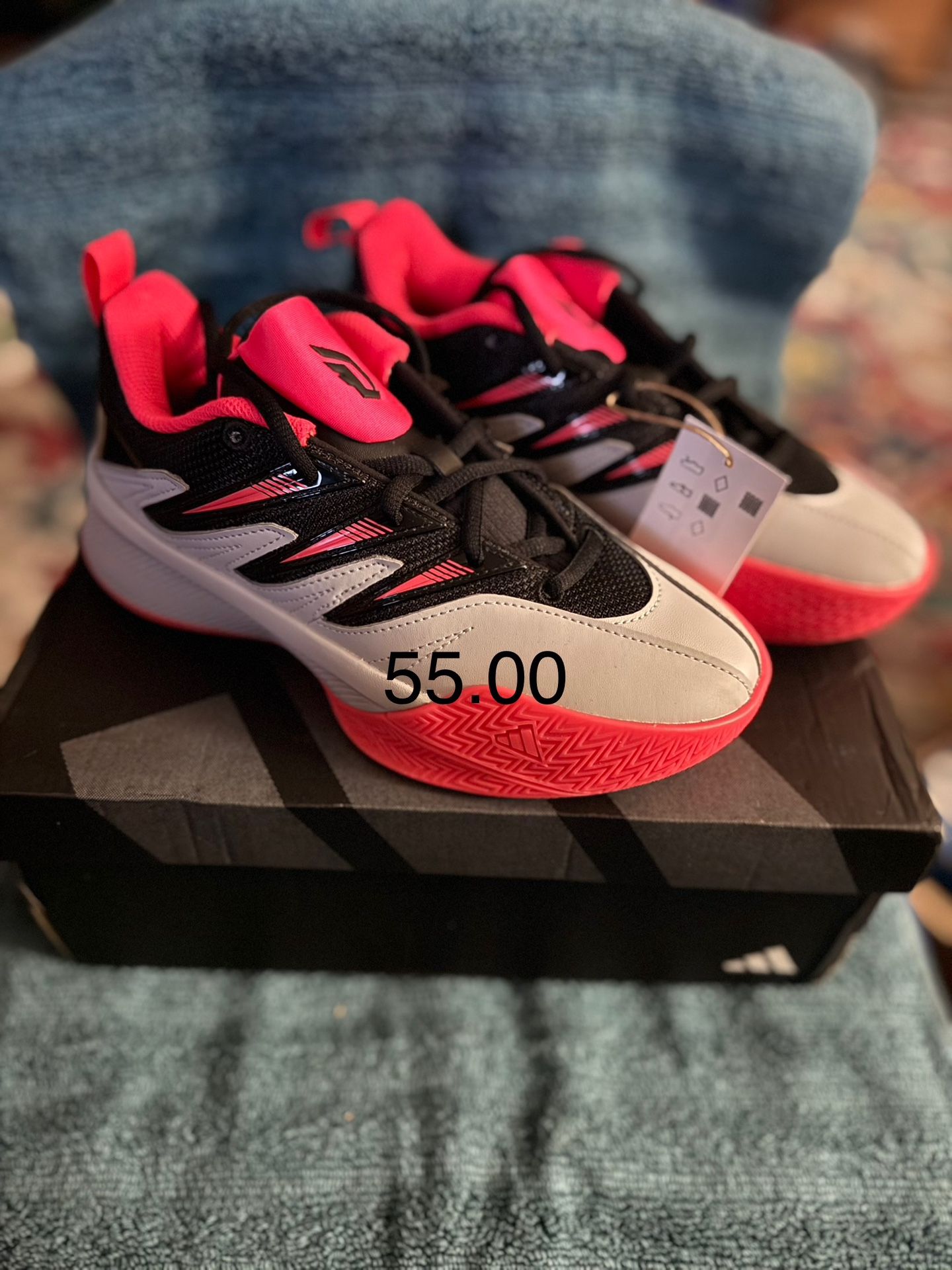 Adidas Basketball 4Y