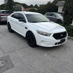 2014 Ford Taurus