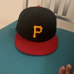 Pittsburgh Pirate Fitted  size 7 1/2 