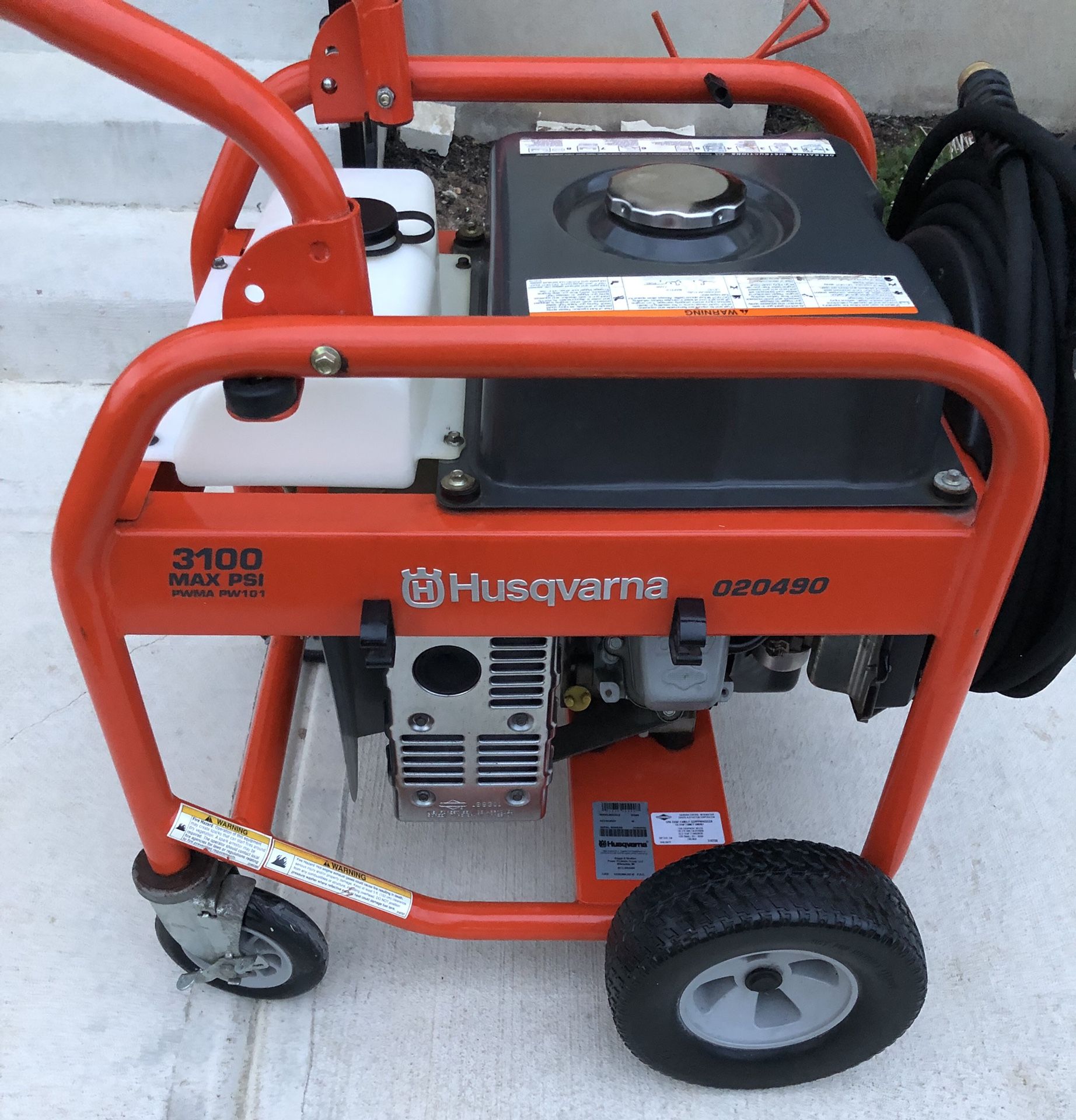 Husqvarna Pressure Washer 3100 PSI for Sale in San Antonio, TX OfferUp