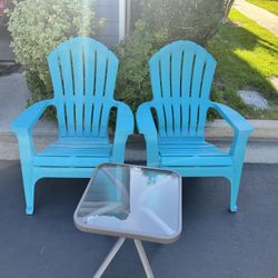 Adirondack Chairs With Glass Side Table