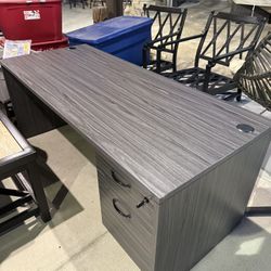 Napa Economy Single Pedestal Desk