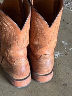 Men’s ariat boots used