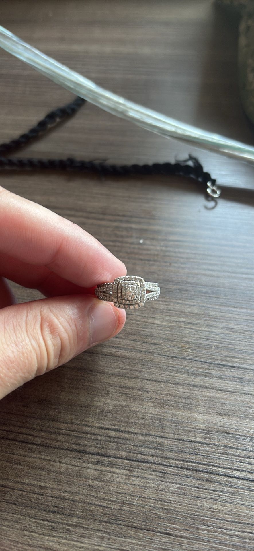 14K White Gold Fashion Diamond Ring