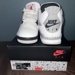 Jordan 4 White cement