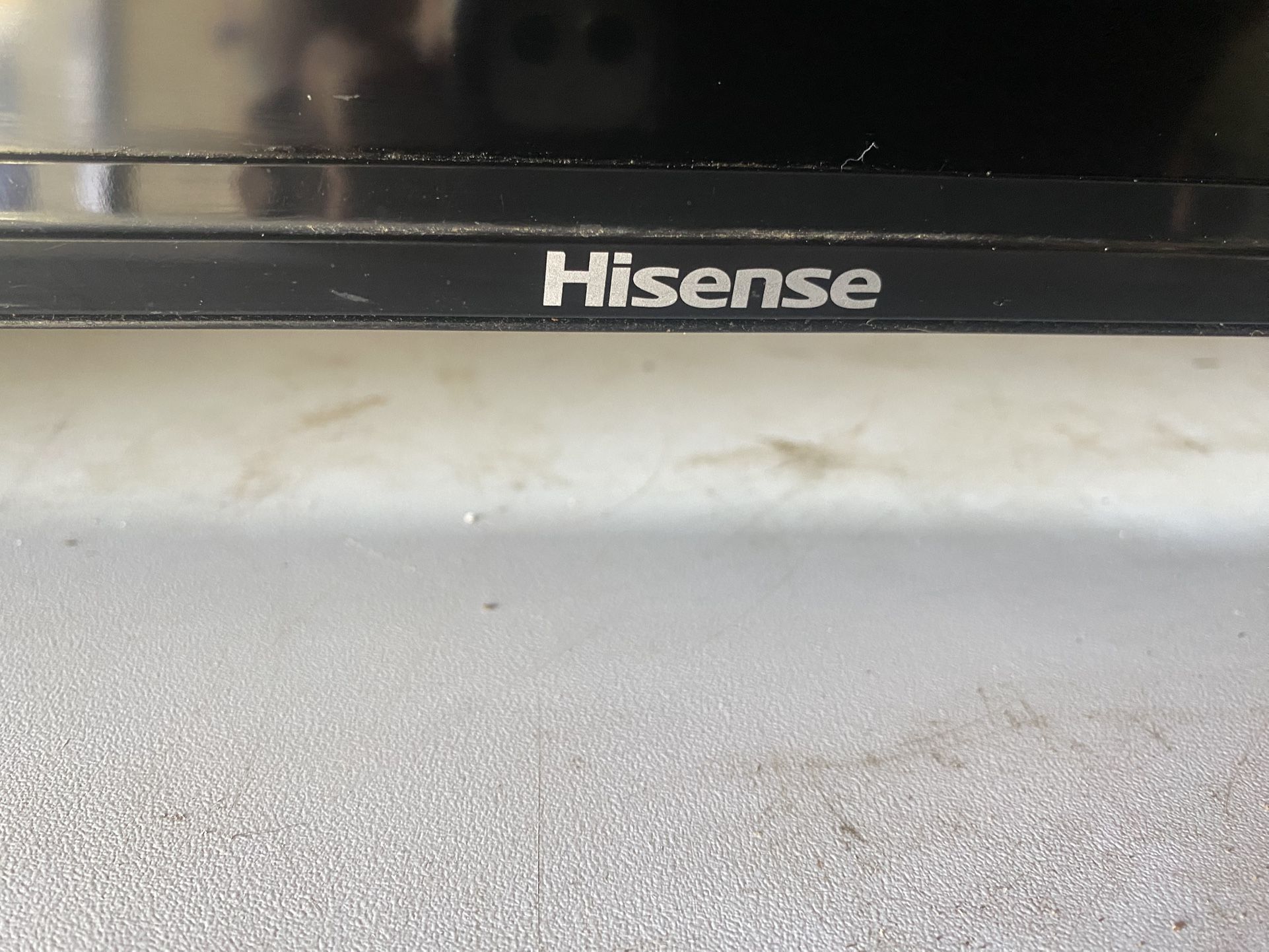 Tv 42 “ Hisense