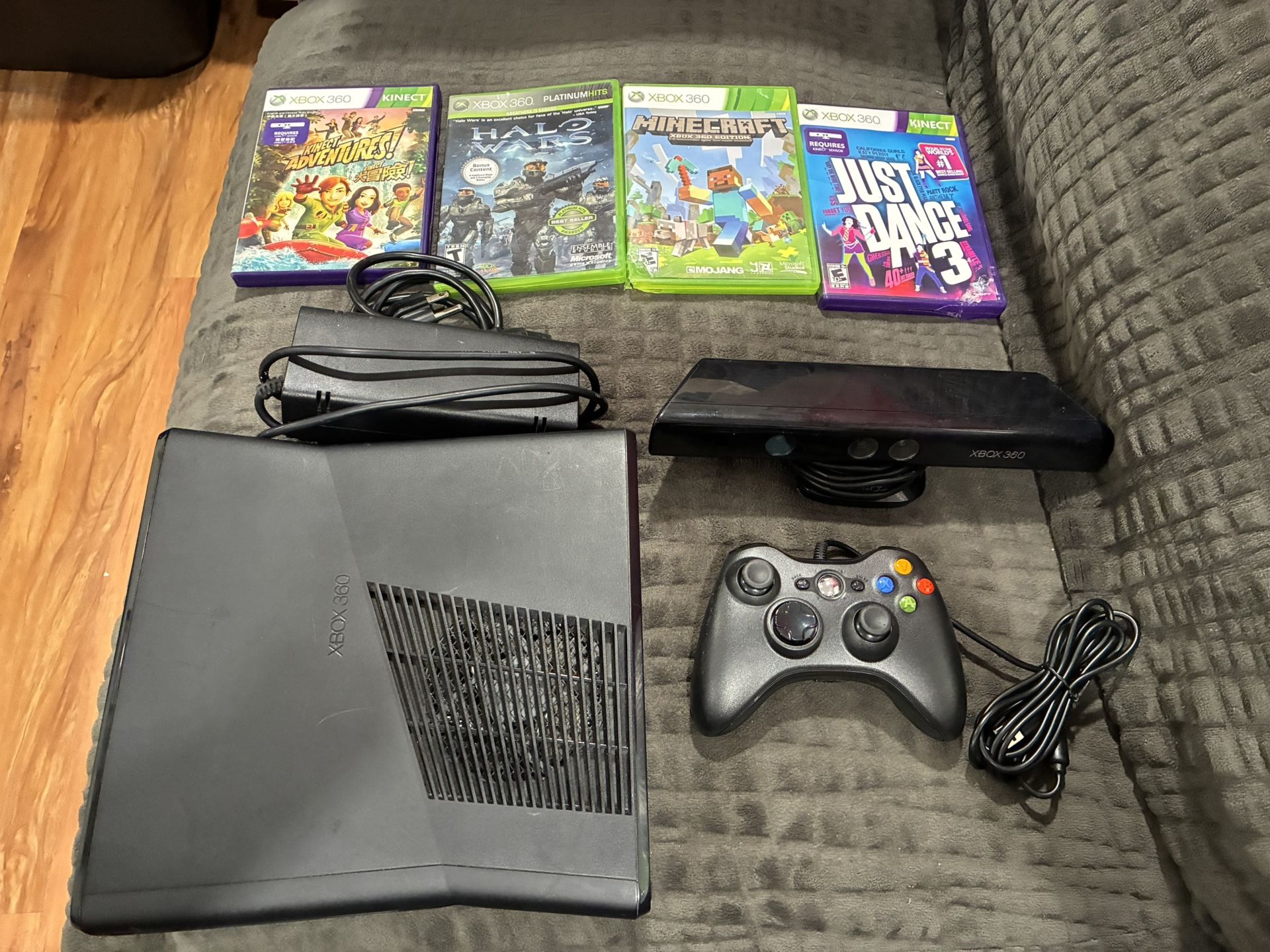 Xbox 360 Gaming System