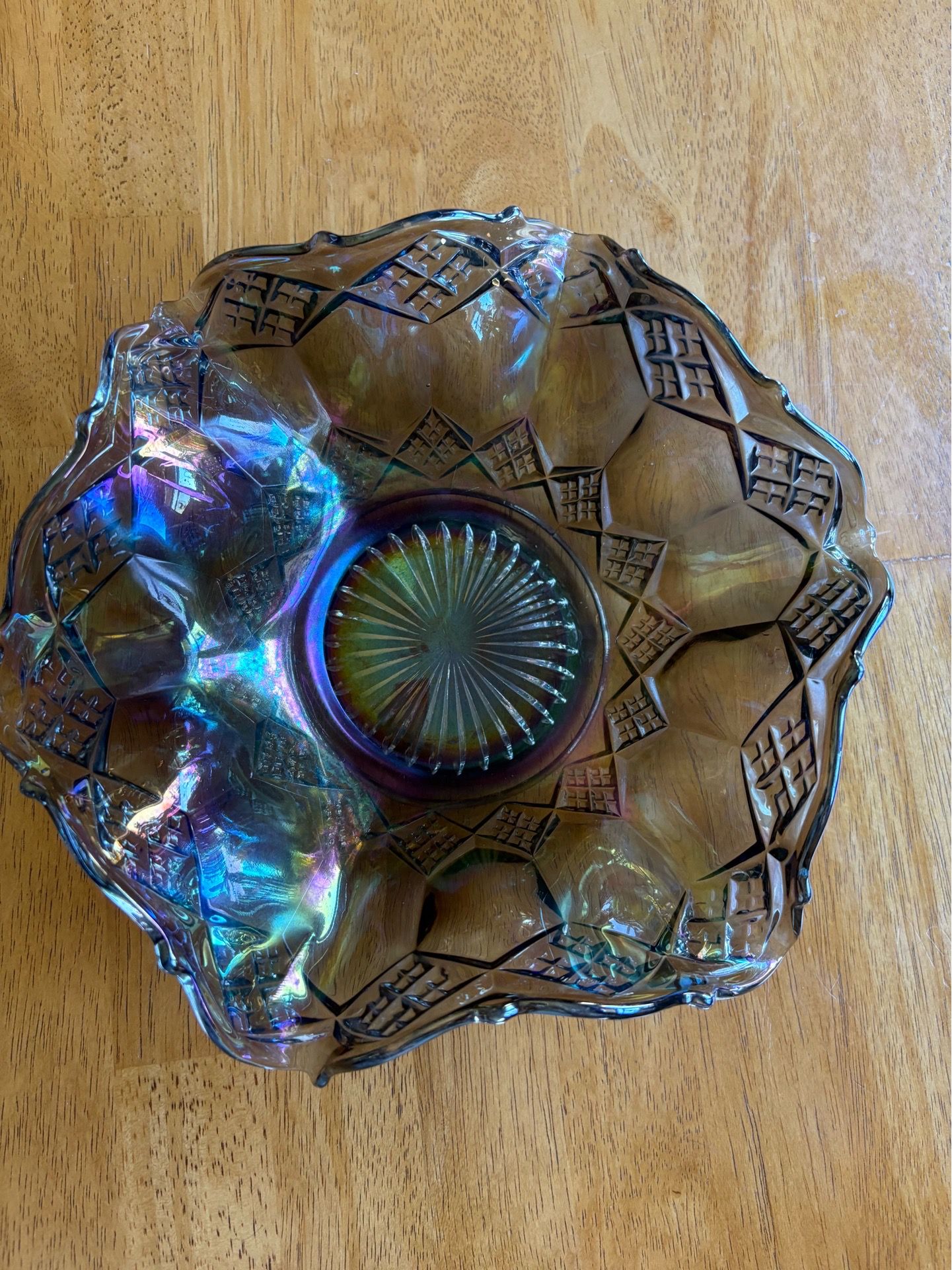 Vintage Imperial Carnival Glass Diamond Ring Ruffled Bowl