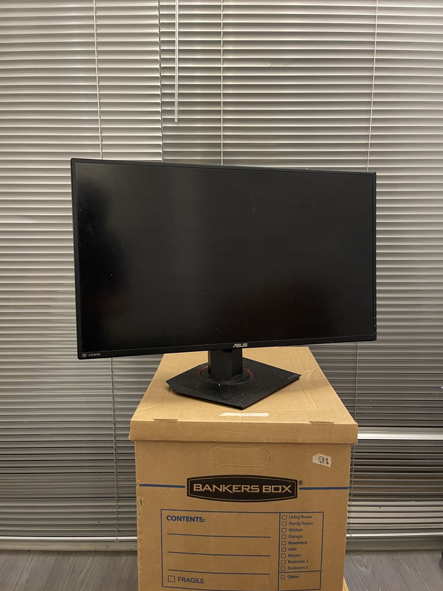 Moving Sale!! ASUS 27” 2K QHD (2560 x 1440), 165Hz (Supports 144Hz), 1ms, Extreme Low Motion Blur