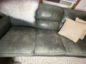 MCKINLEY LEATHER Green Genuine Leather Sofa – Comfy, Sturdy, Priced to Sell!