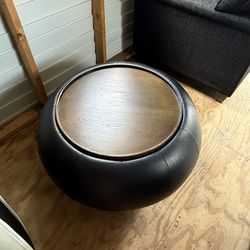 Black/brown Circular Ottoman With Storage