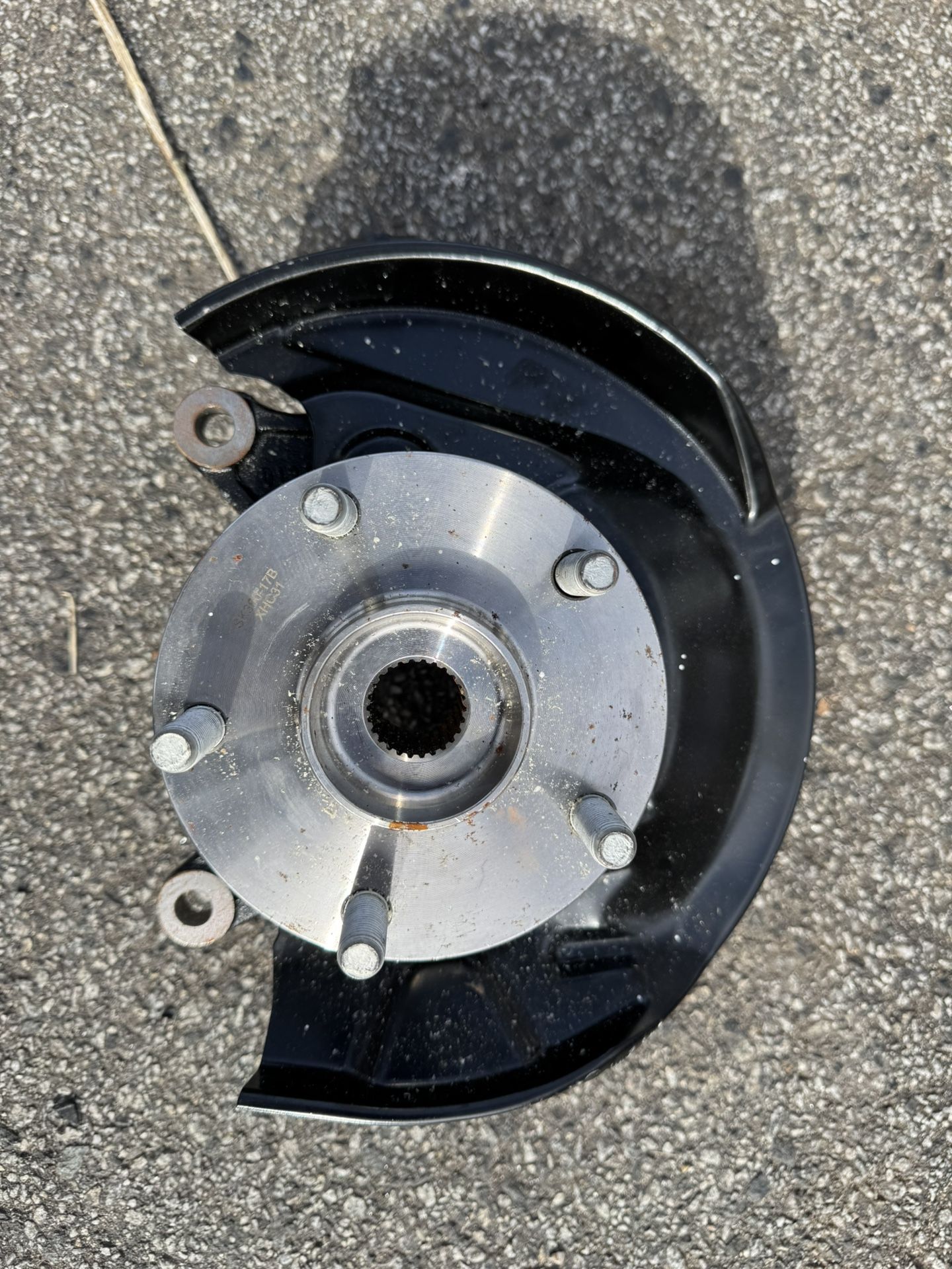 Volkswagen Beetle/Jetta Wheel Hub