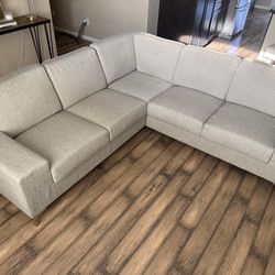Dania sectional