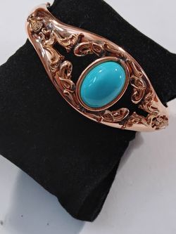 Vintage Jewelry.  Classic Turquoise Bangle Bracelet. Great Shape.  