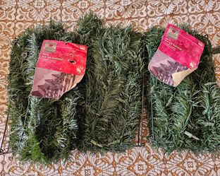 36ft prelit garlands