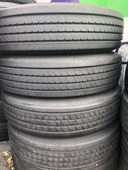 4 Michelin 255/80/22.5
