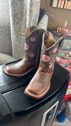 New boots for girl size 12.5
