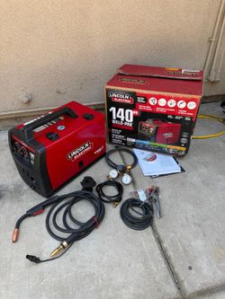 Lincoln Electric
Weld-Pak 140 Amp MIG and Flux-Core Wire Feed Welder, 115V, Aluminum Welder with Spool Gun sold separately