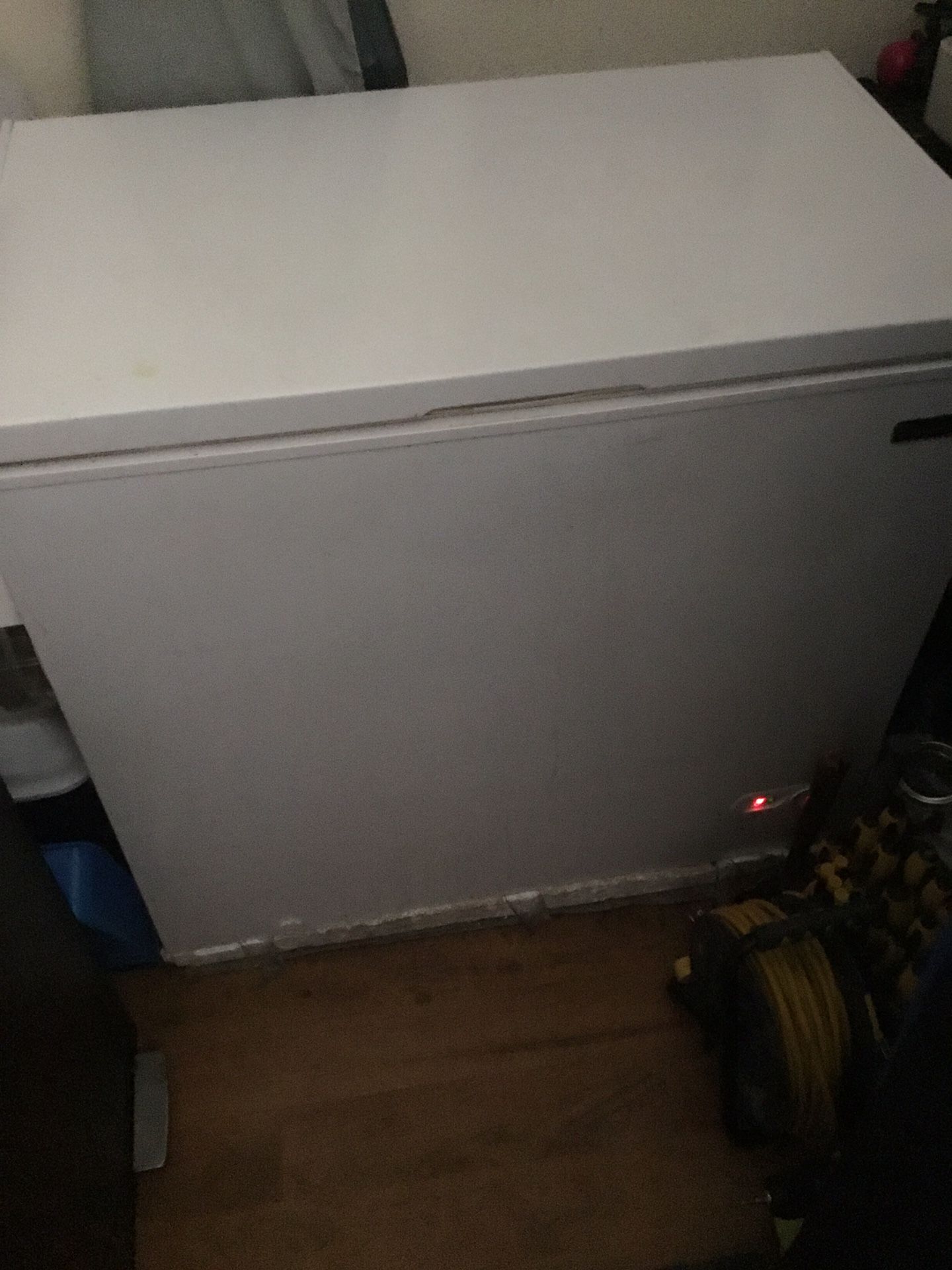 Deep Freezer( Magic Chef)