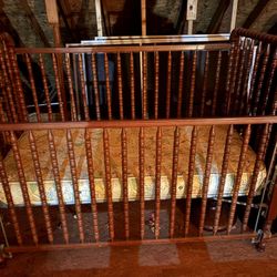 Antique Jenny Lind 1980s Crib