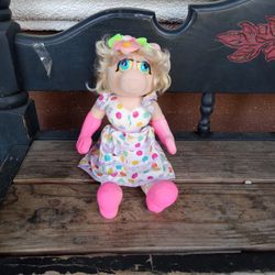 Miss Piggy 1993 Stuffed Doll