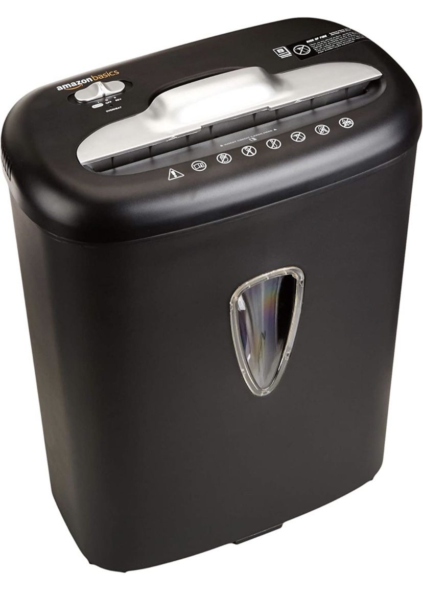  Paper Shredder and Credit Card Shredder, cross cut with 4.1 Gallon Bin, 8 Sheet Capacity