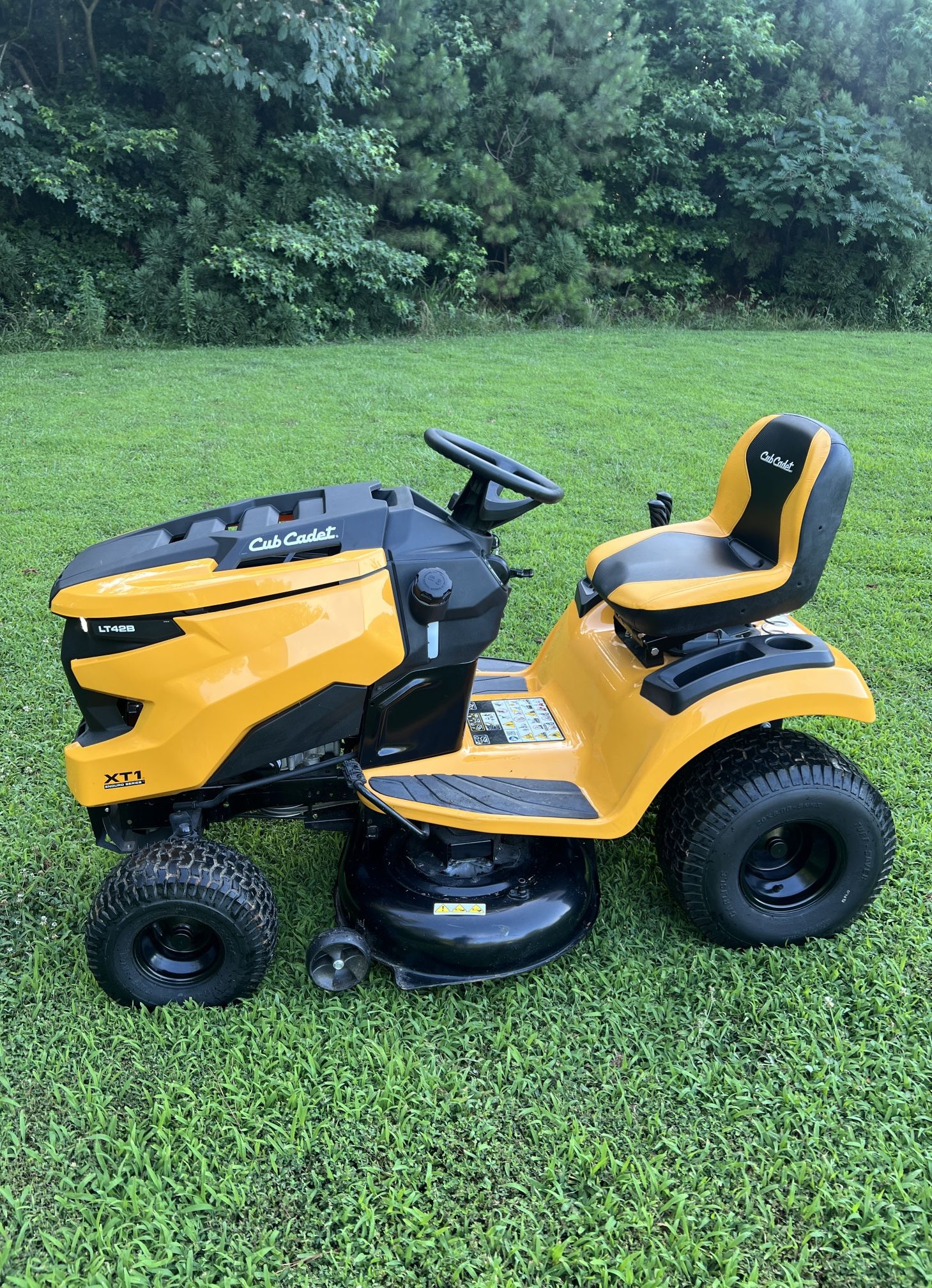 New Cub Cadet LT42B Lawn Mower